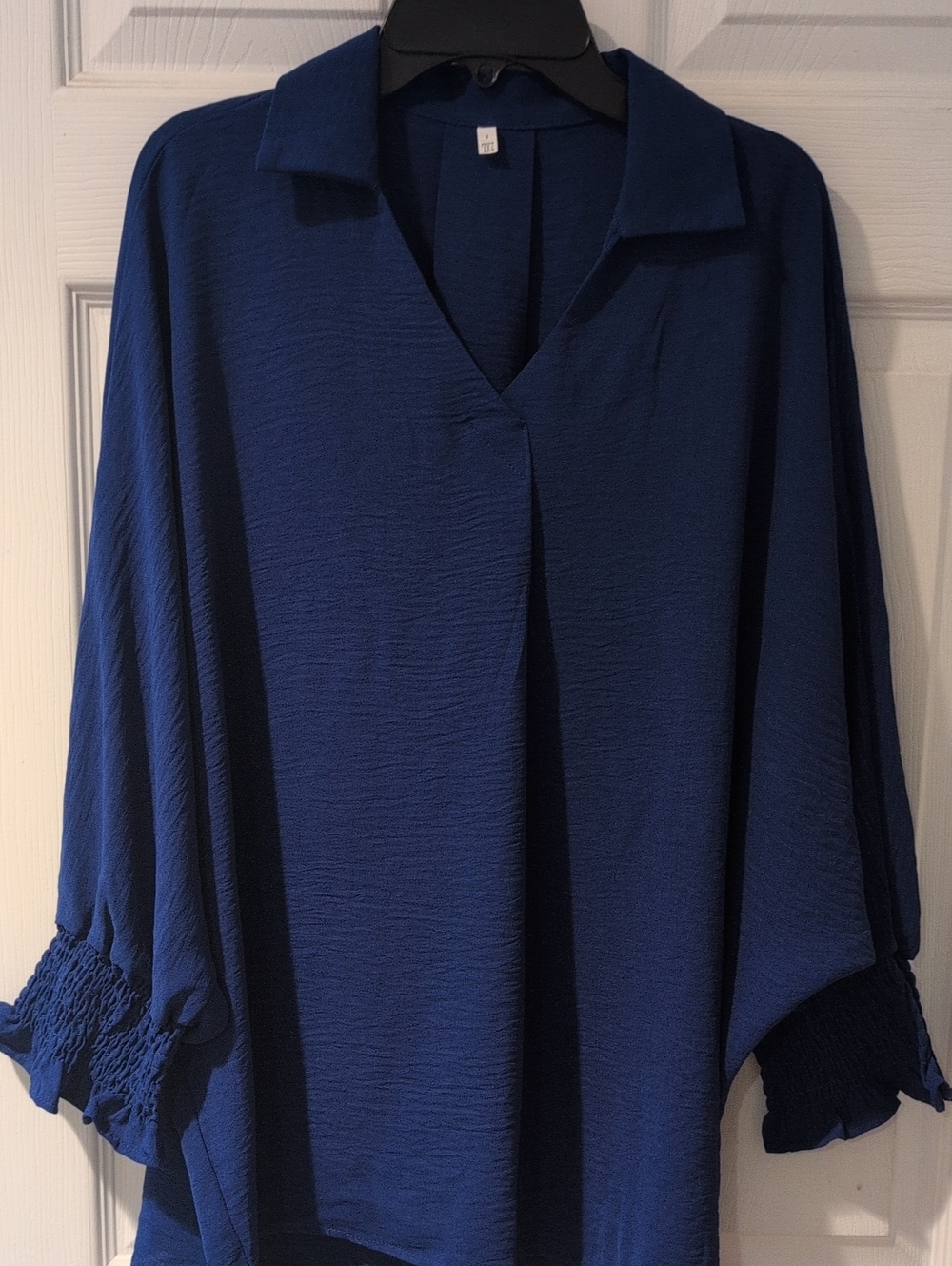 Women’s Relaxed V-Neck Collared Blouse in Deep Blue